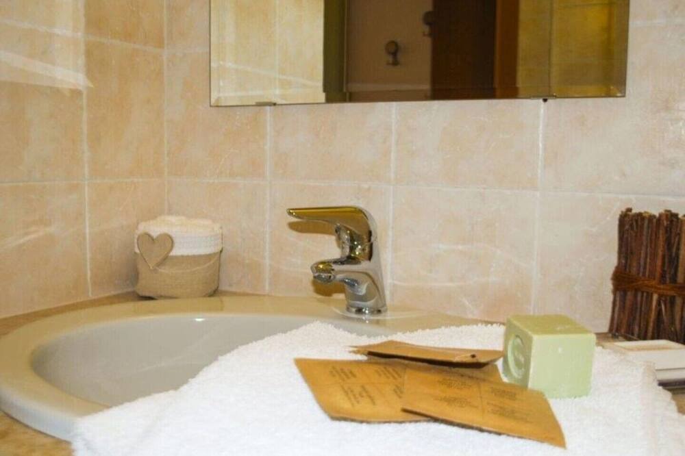 Photo of Bathroom in Prabione