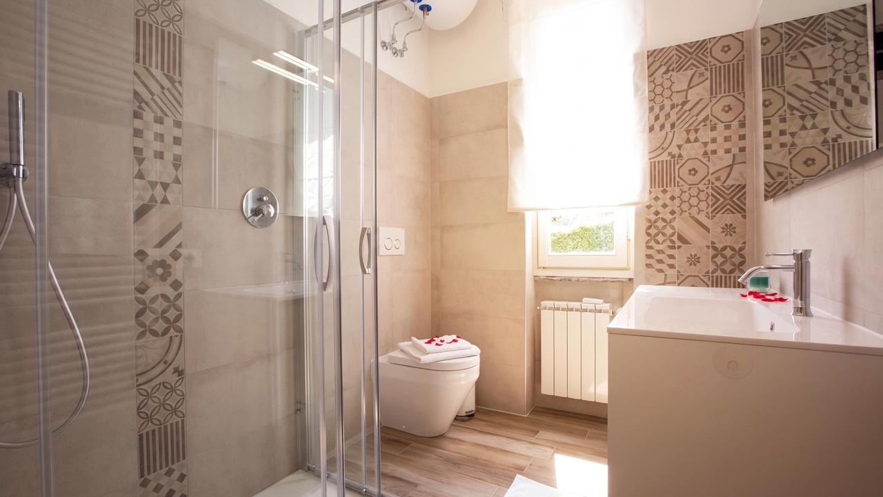 Photo of Bathroom in Menaggio