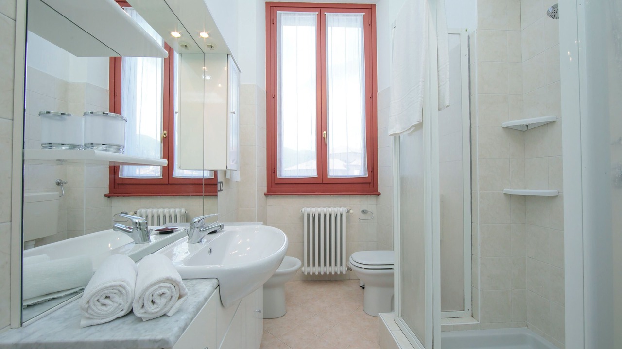 Photo of Bathroom in Luino