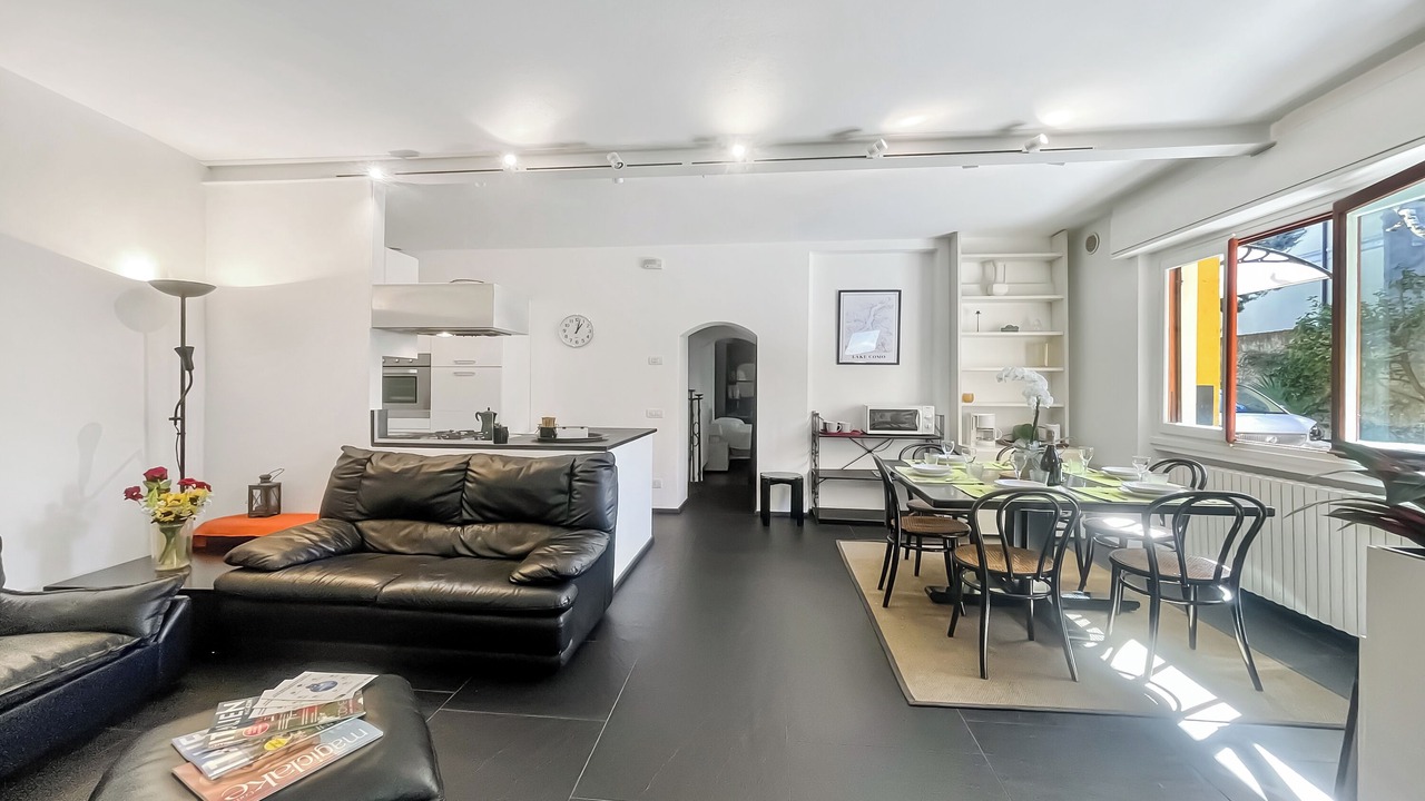 Photo of Bedroom in Menaggio