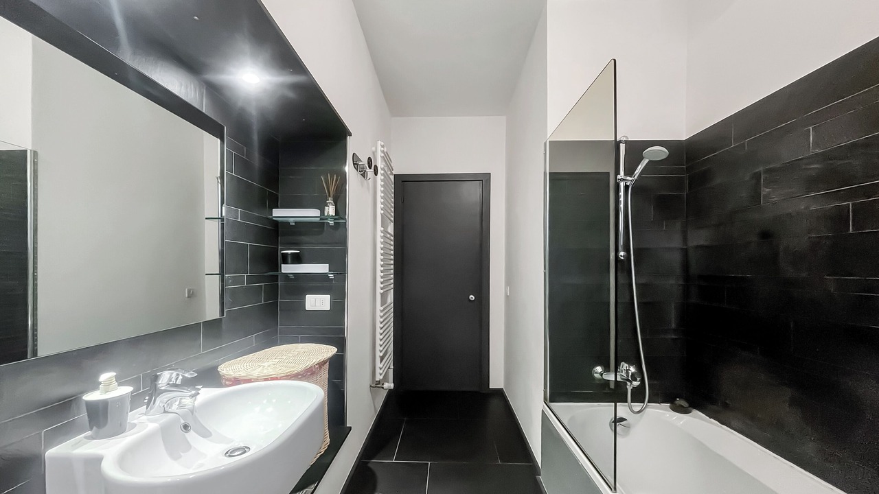 Photo of Bathroom in Menaggio