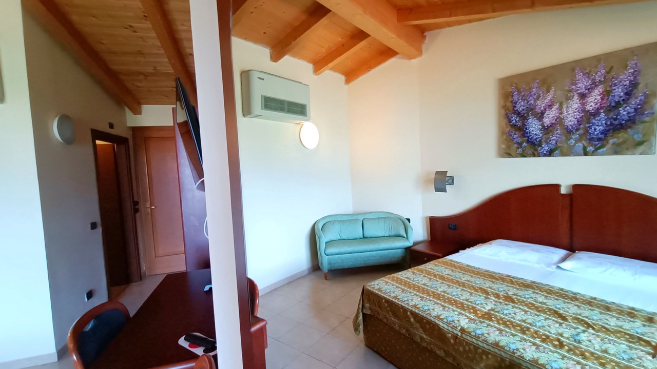 Photo of Bedroom in Assenza