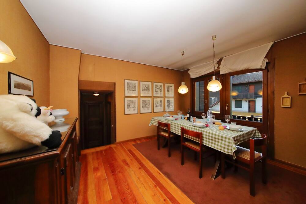Photo of Bedroom in Teola