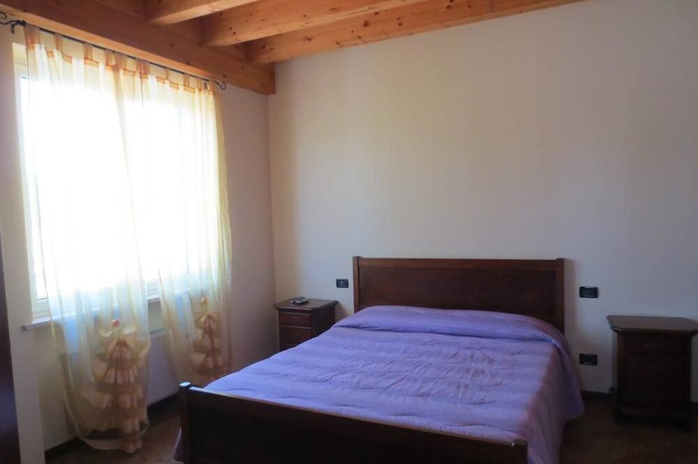 Photo of Bedroom in Bedizzole