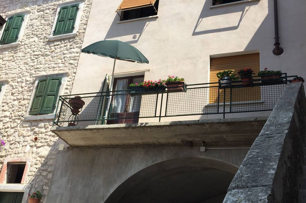Photo of Outdoor in Assenza