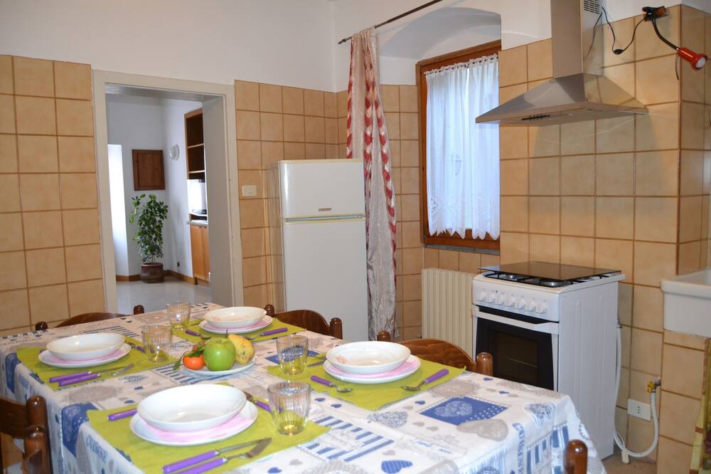 Photo of Kitchen in Assenza
