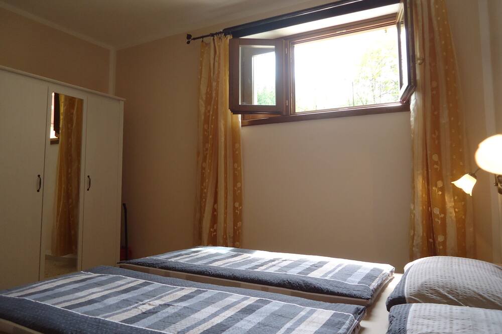 Photo of Bedroom in Idro