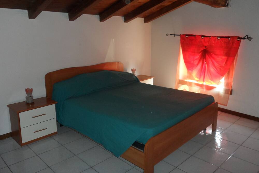 Photo of Bedroom in Pacengo