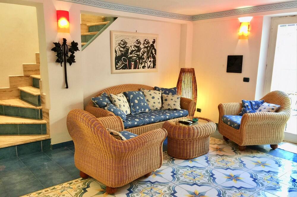 Photo of Livingroom in Lungomare di Sabaudia