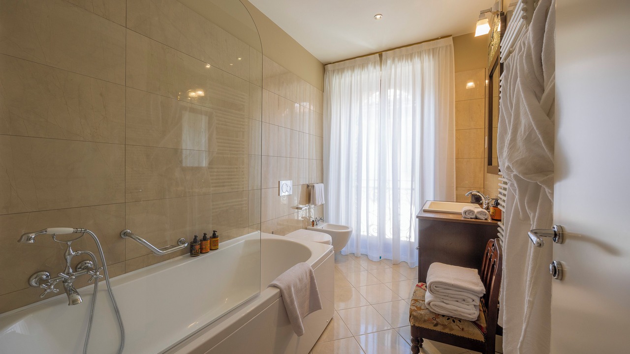 Photo of Bathroom in Verona City Centre