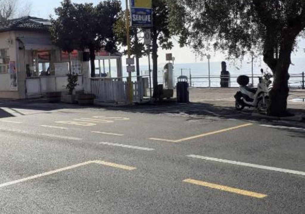 Photo of Others in Assenza