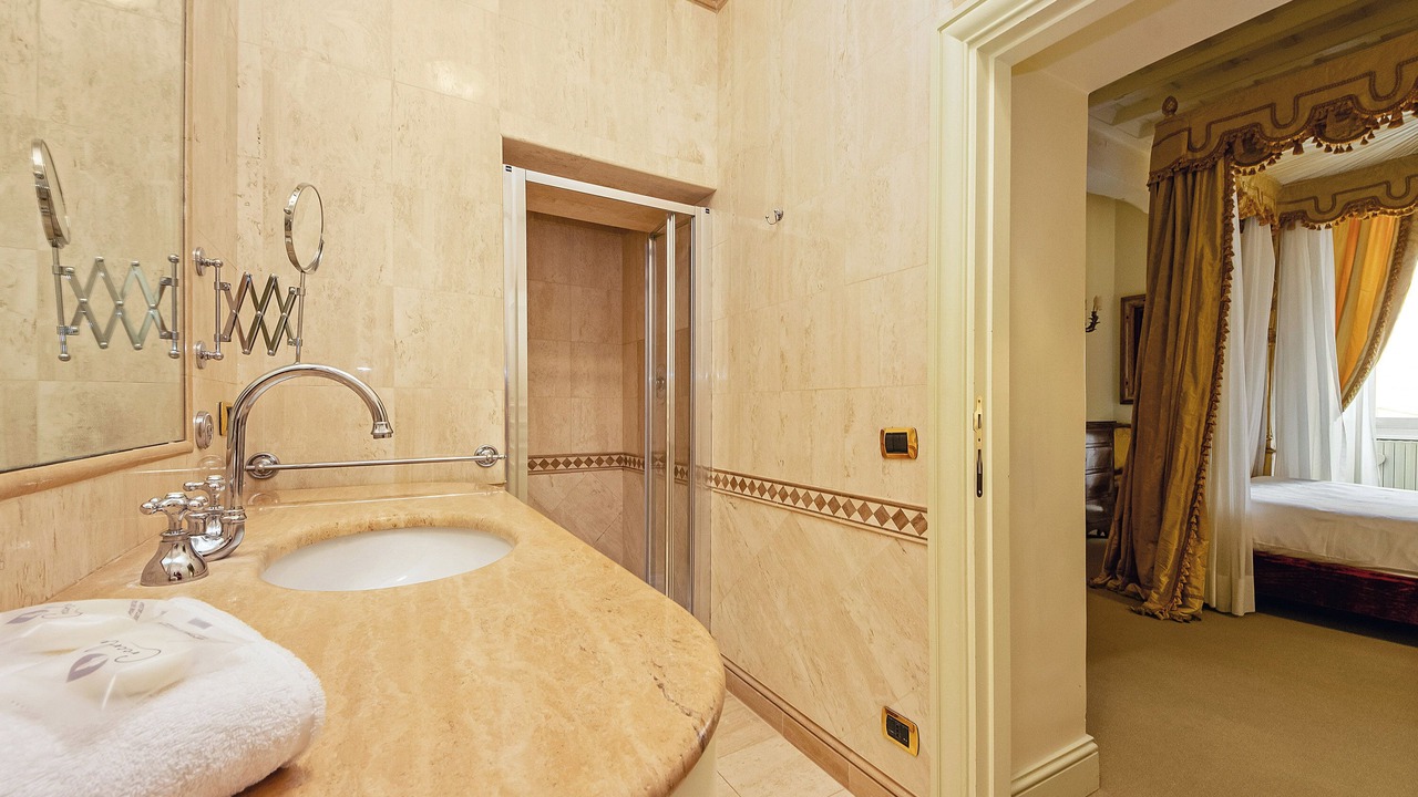 Photo of Bathroom in Rione VII Regola