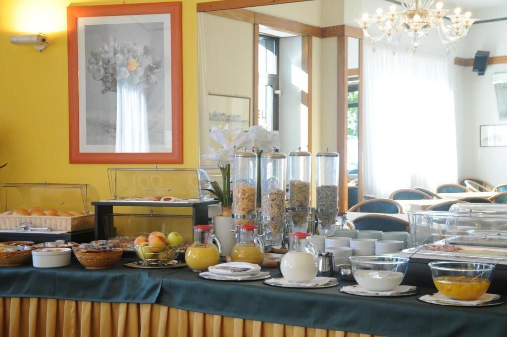 Photo of Others in Stresa