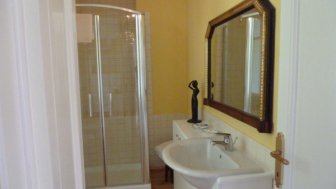 Photo of Bathroom in Cannero Riviera