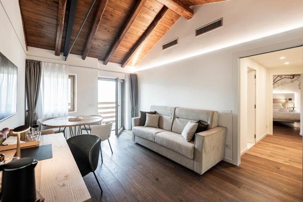 Photo of Patio Balcony in Gromlongo