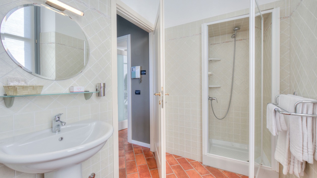 Photo of Bathroom in Arona