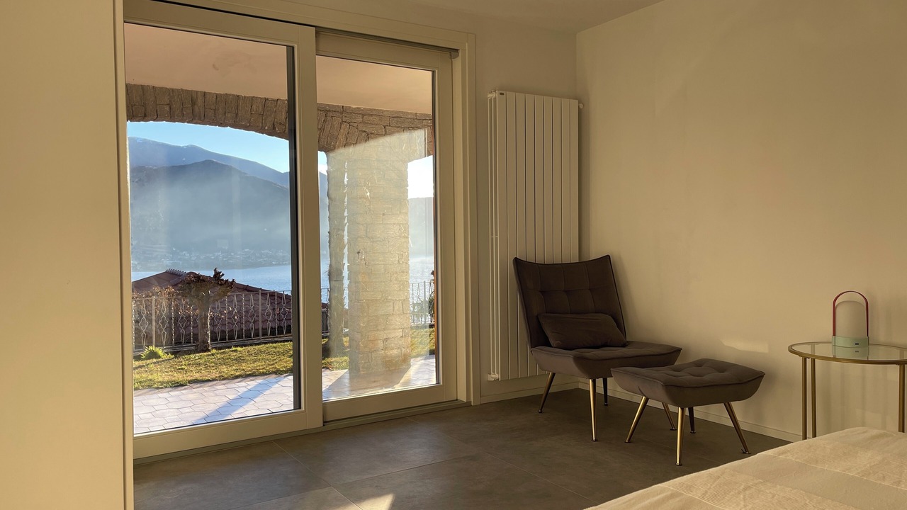Photo of Bedroom in Cannobio