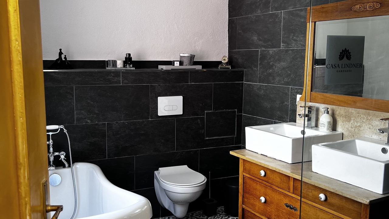 Photo of Bathroom in Toscolano Maderno