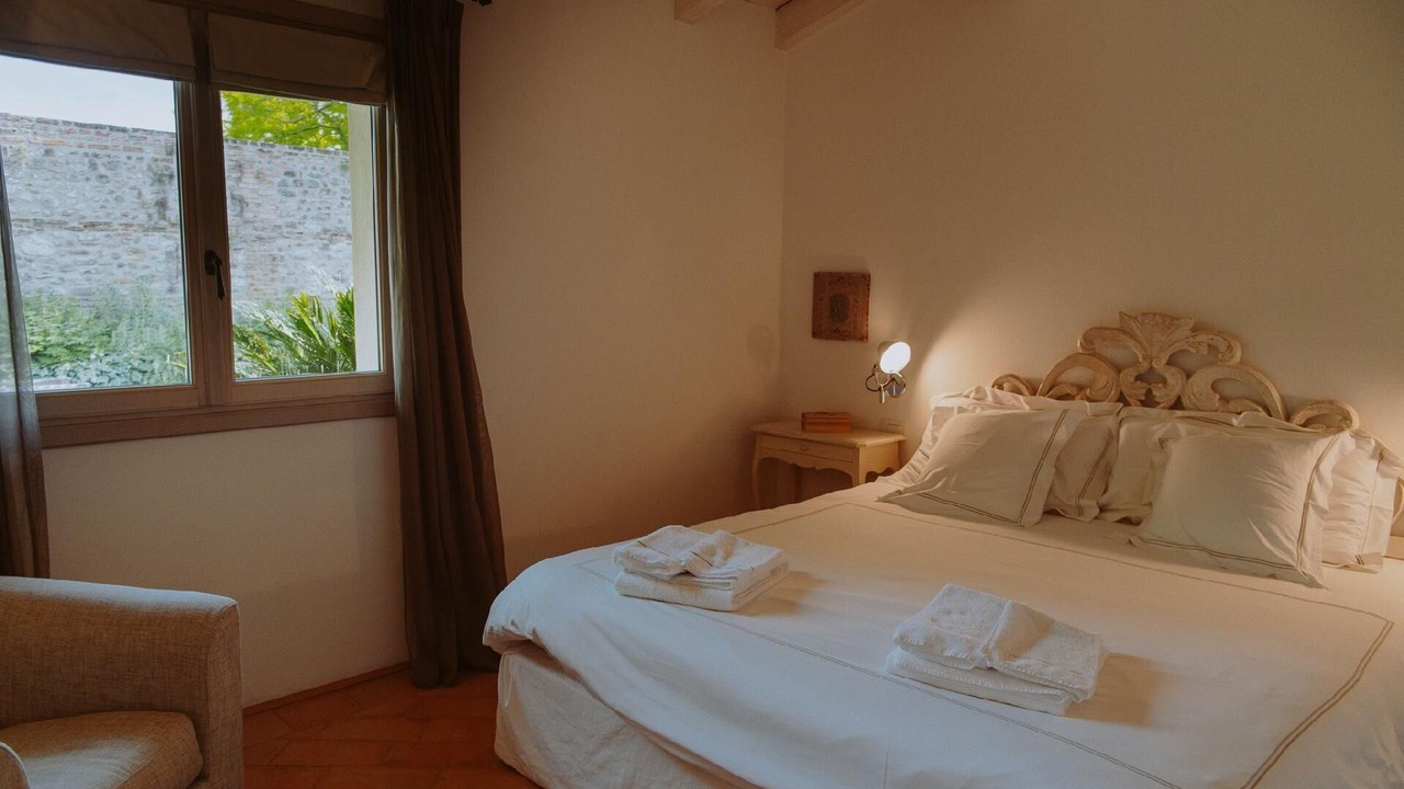 Photo of Bedroom in Puegnago del Garda