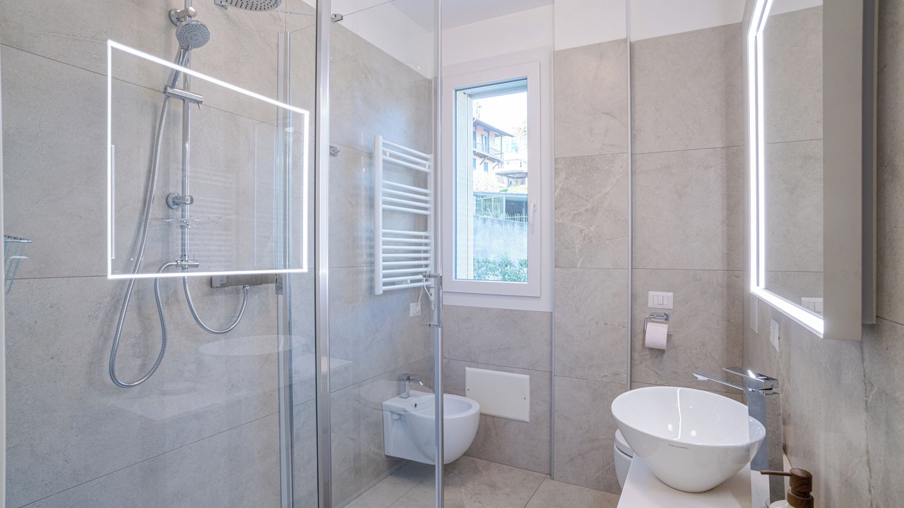 Photo of Bathroom in Menaggio