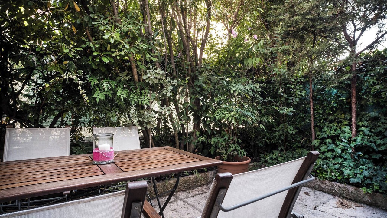 Photo of Outdoor in Est