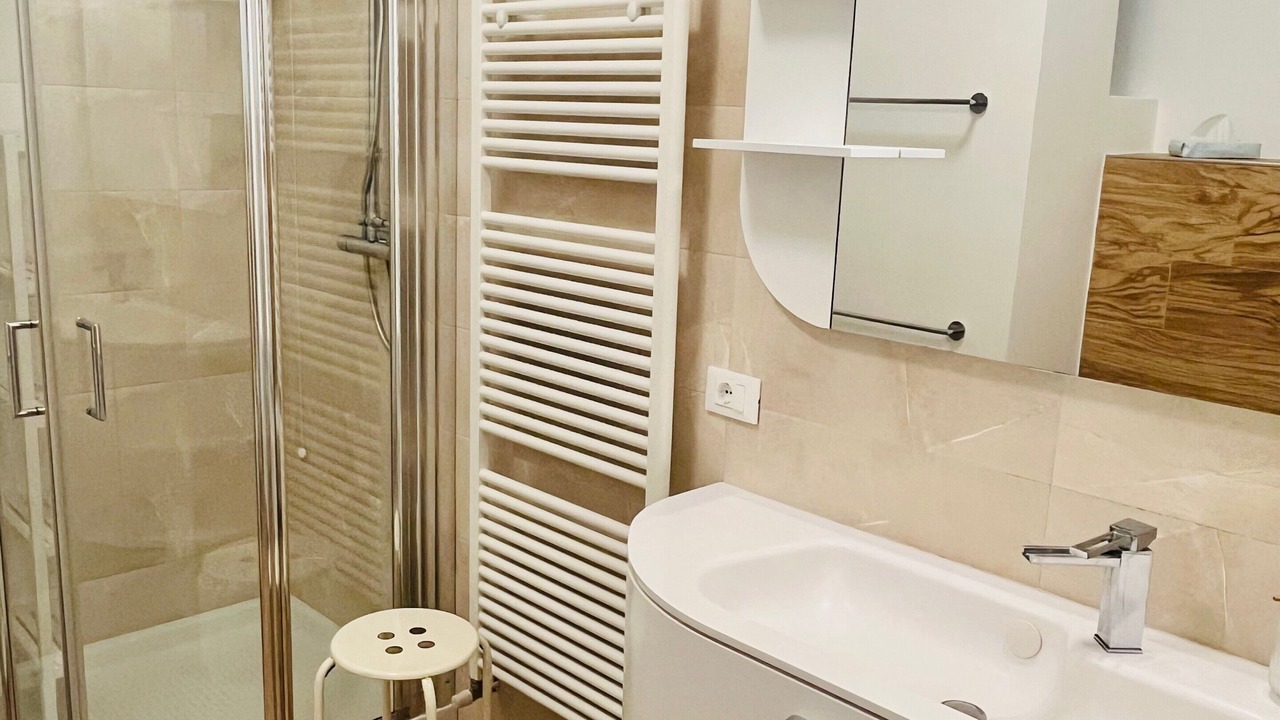 Photo of Bathroom in Aer