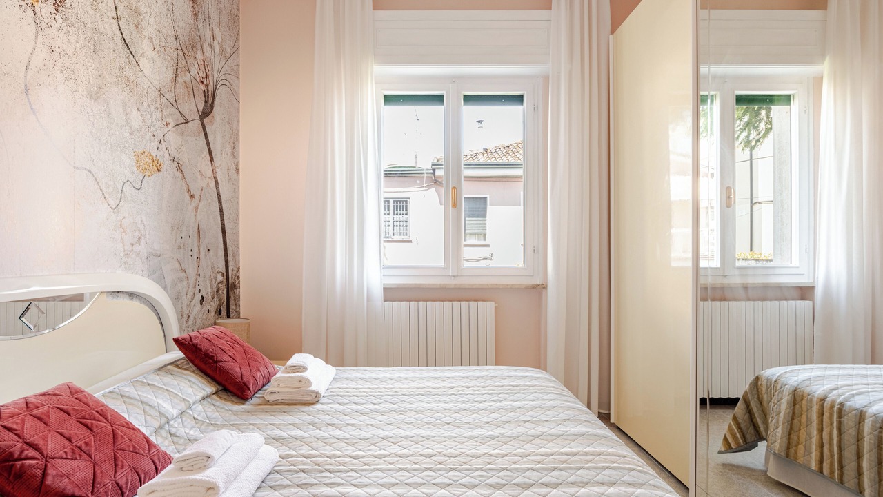 Photo of Bedroom in Peschiera del Garda