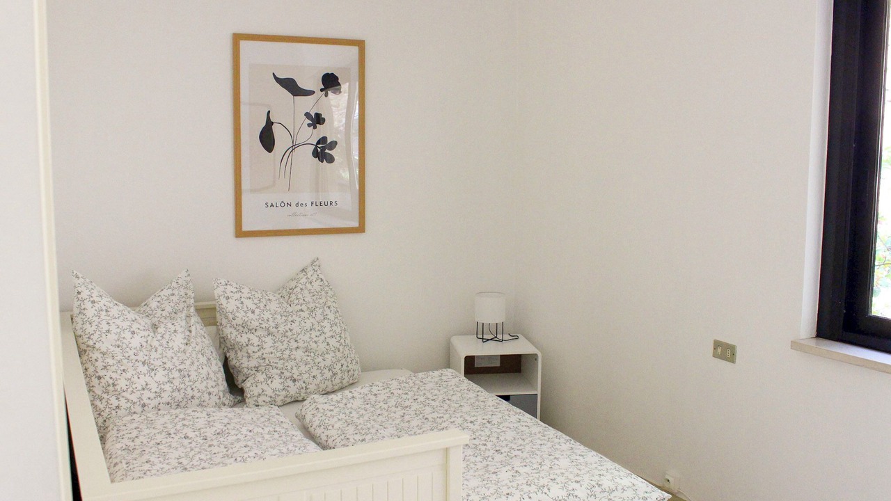 Photo of Bedroom in Cannobio