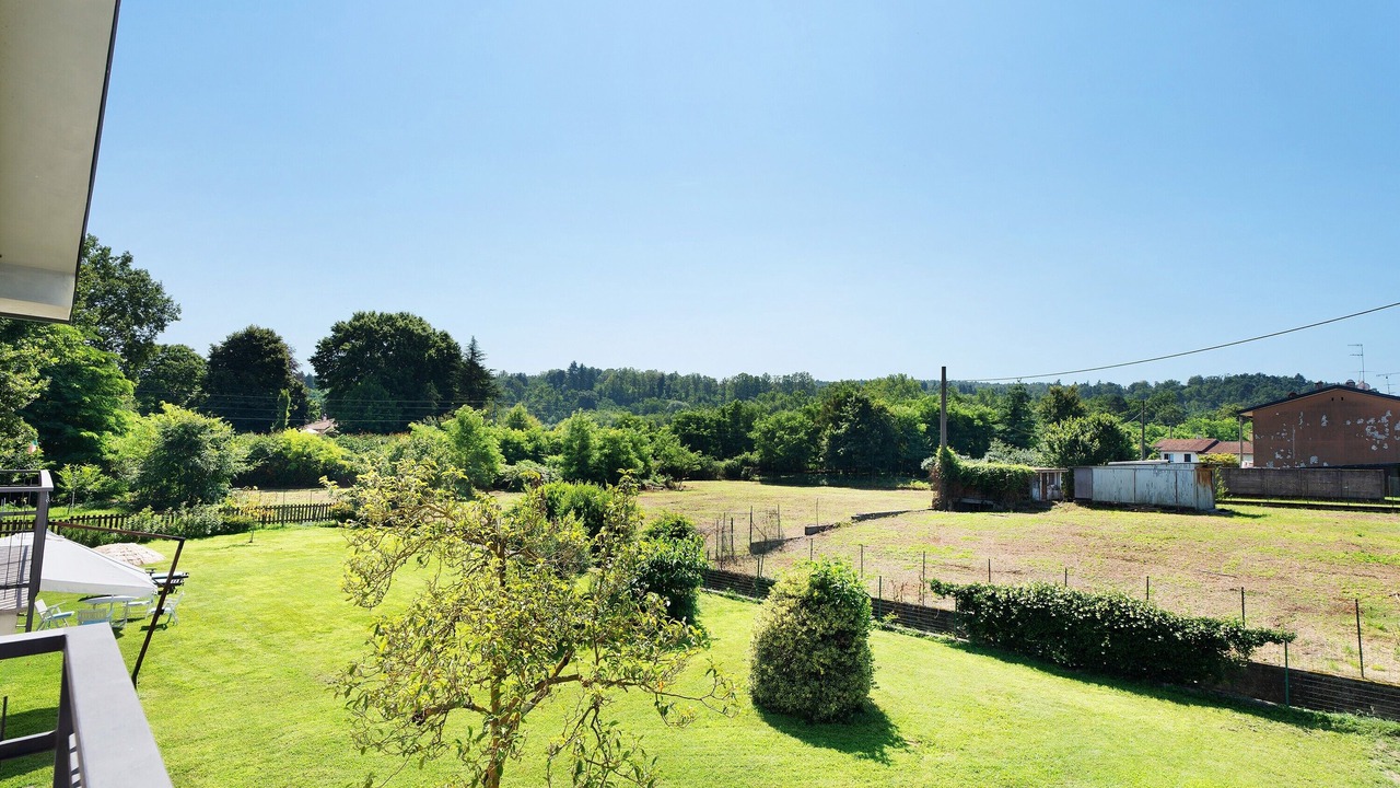 Photo of Outdoor in Angera