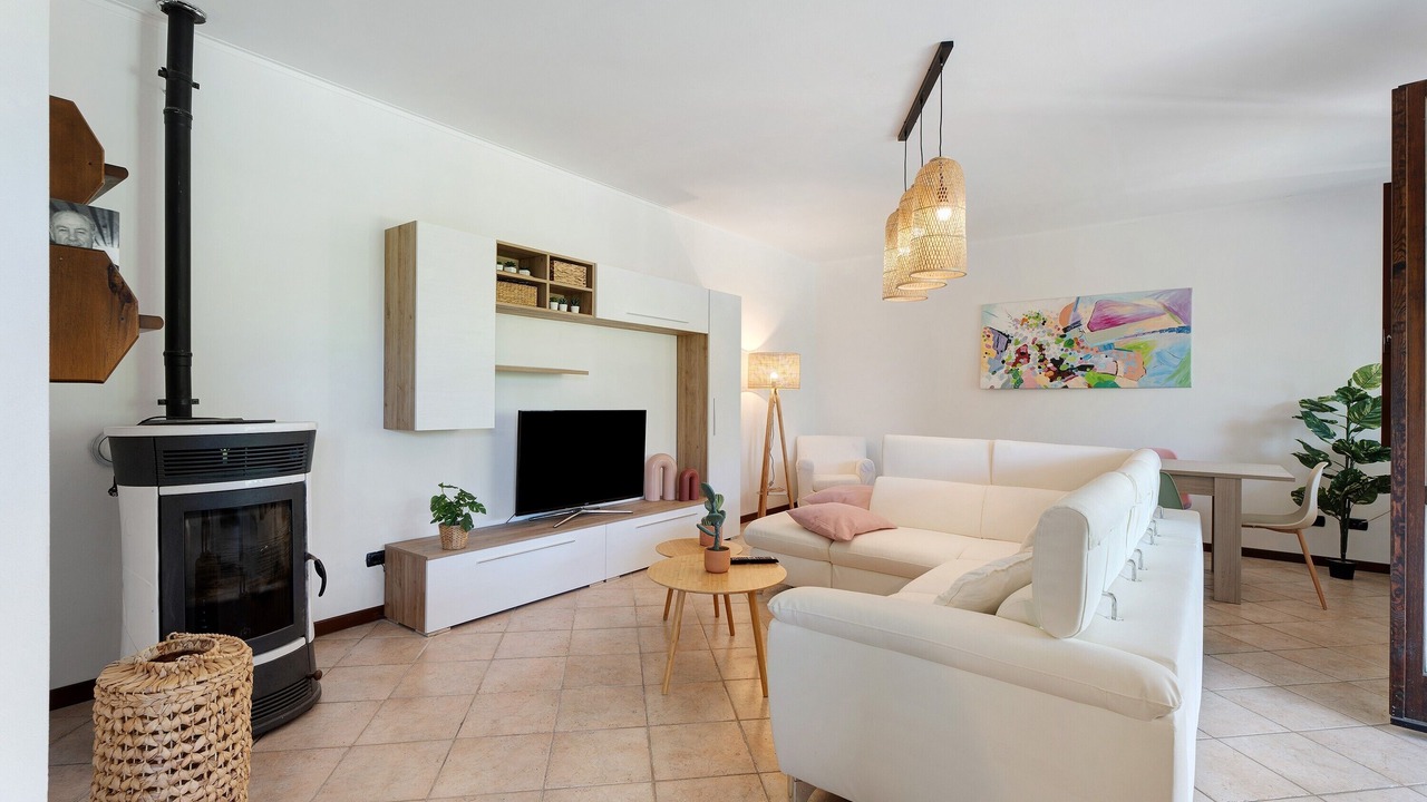 Photo of Livingroom in Angera