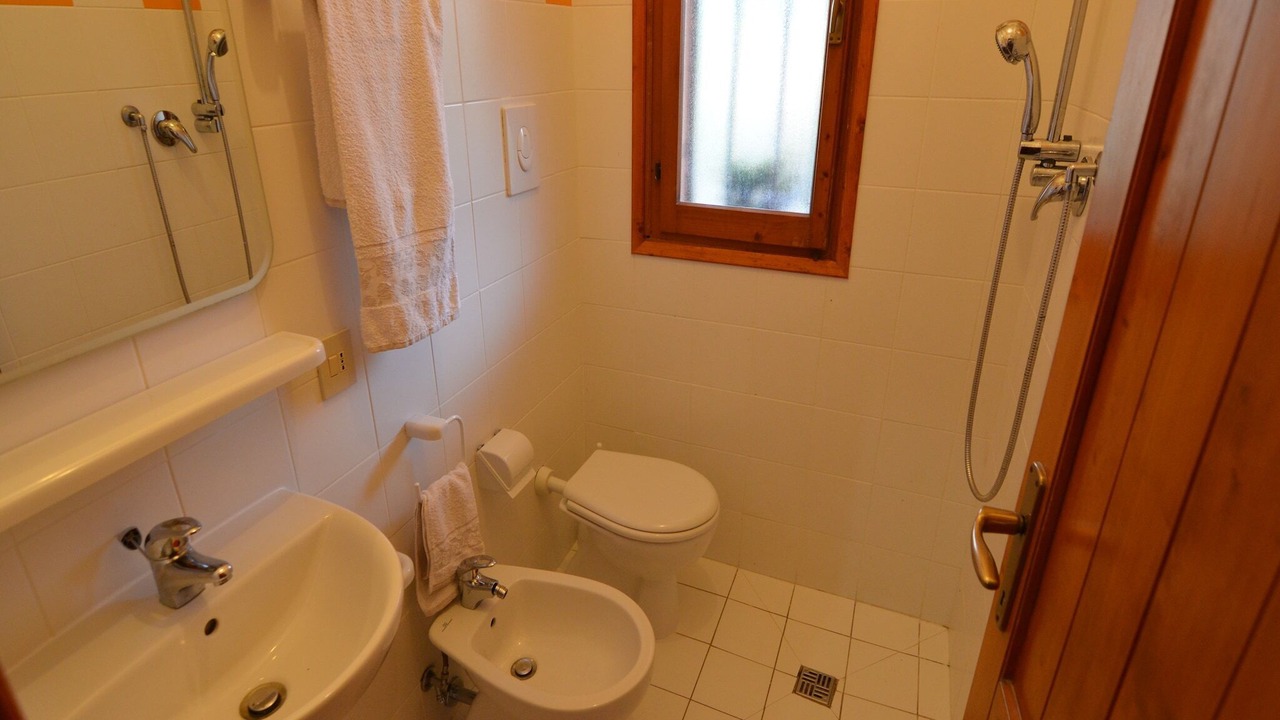 Photo of Bathroom in Lido degli Estensi