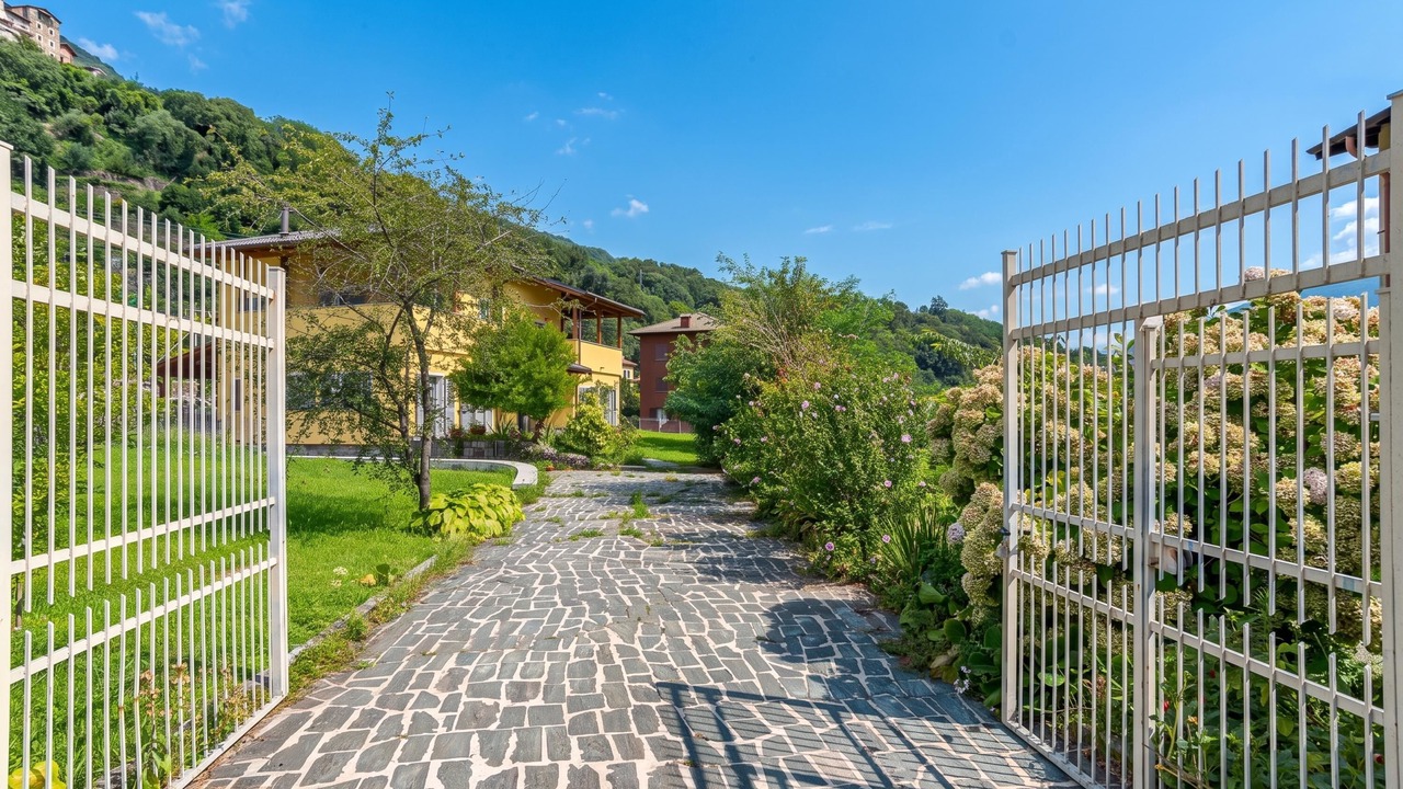 Photo of Outdoor in Santa Maria - Rezzonico