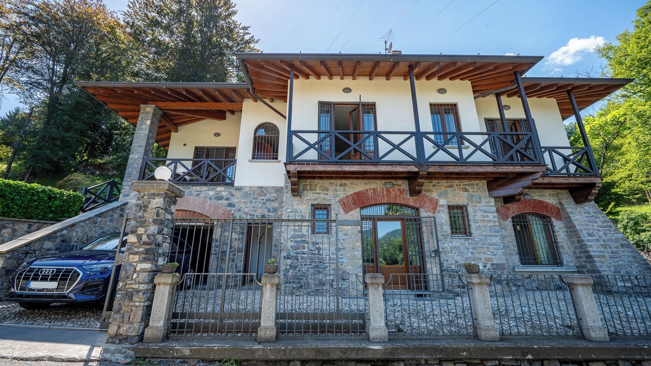 Photo of Others in Menaggio