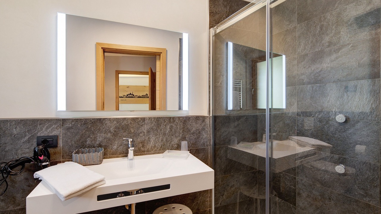 Photo of Bathroom in Teola
