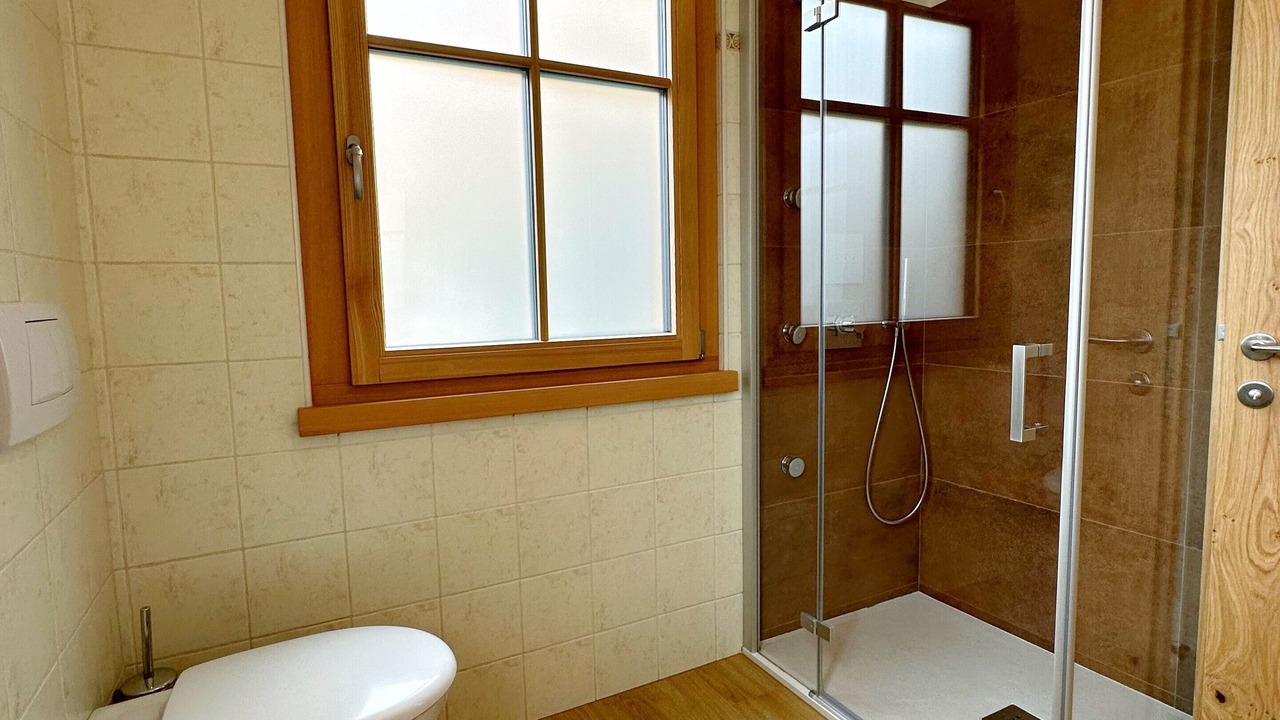 Photo of Bathroom in Teola
