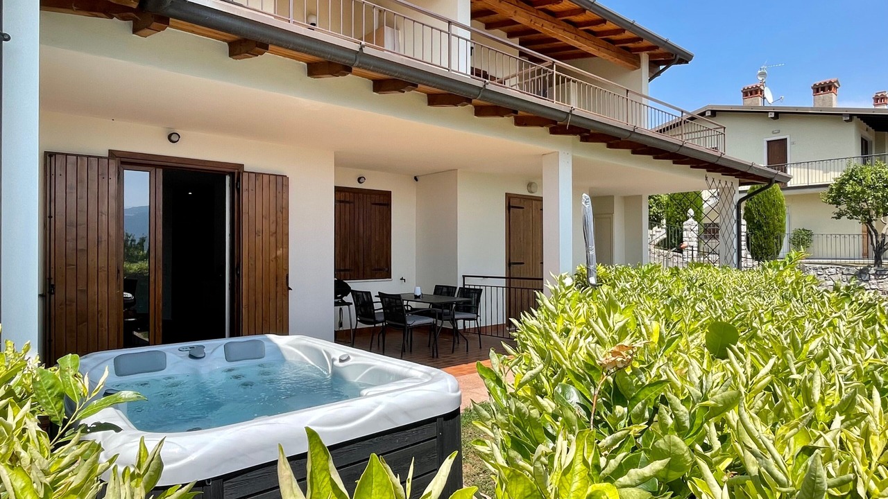 Photo of Patio Balcony in Gardola