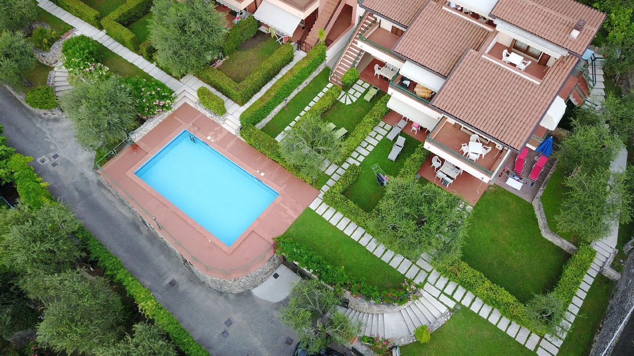 Photo of Others in Assenza