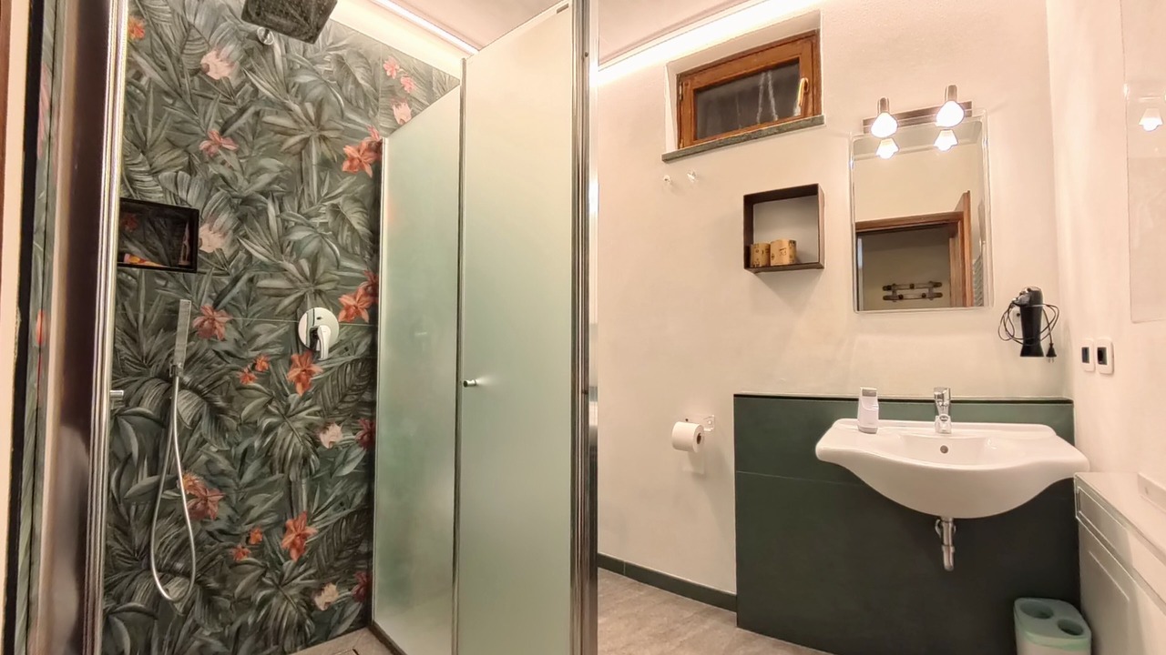 Photo of Bathroom in Gardola