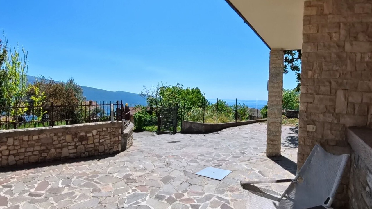 Photo of Patio Balcony in Gardola