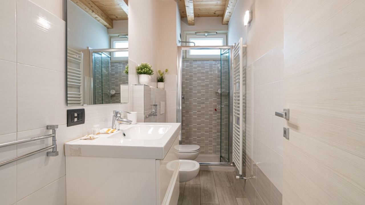 Photo of Bathroom in Carate Urio