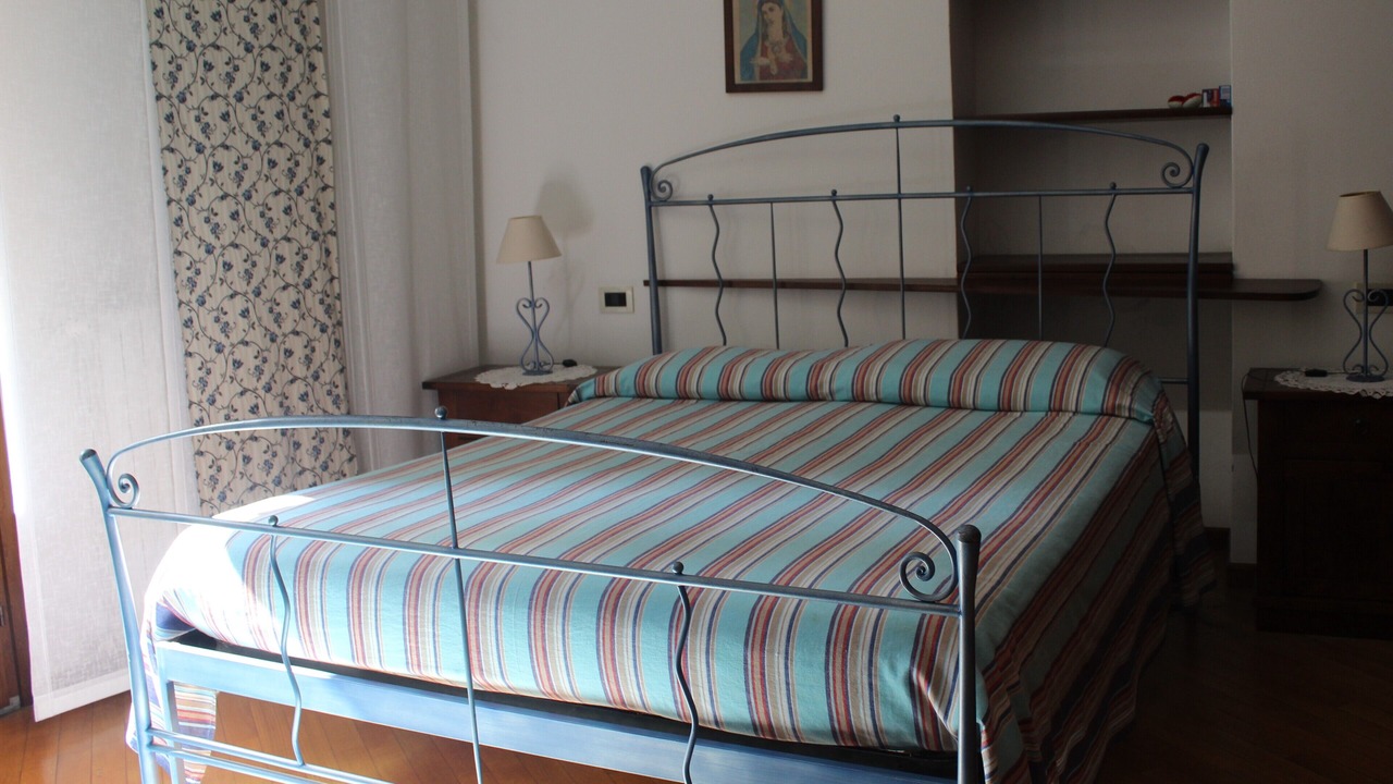 Photo of Bedroom in Stresa