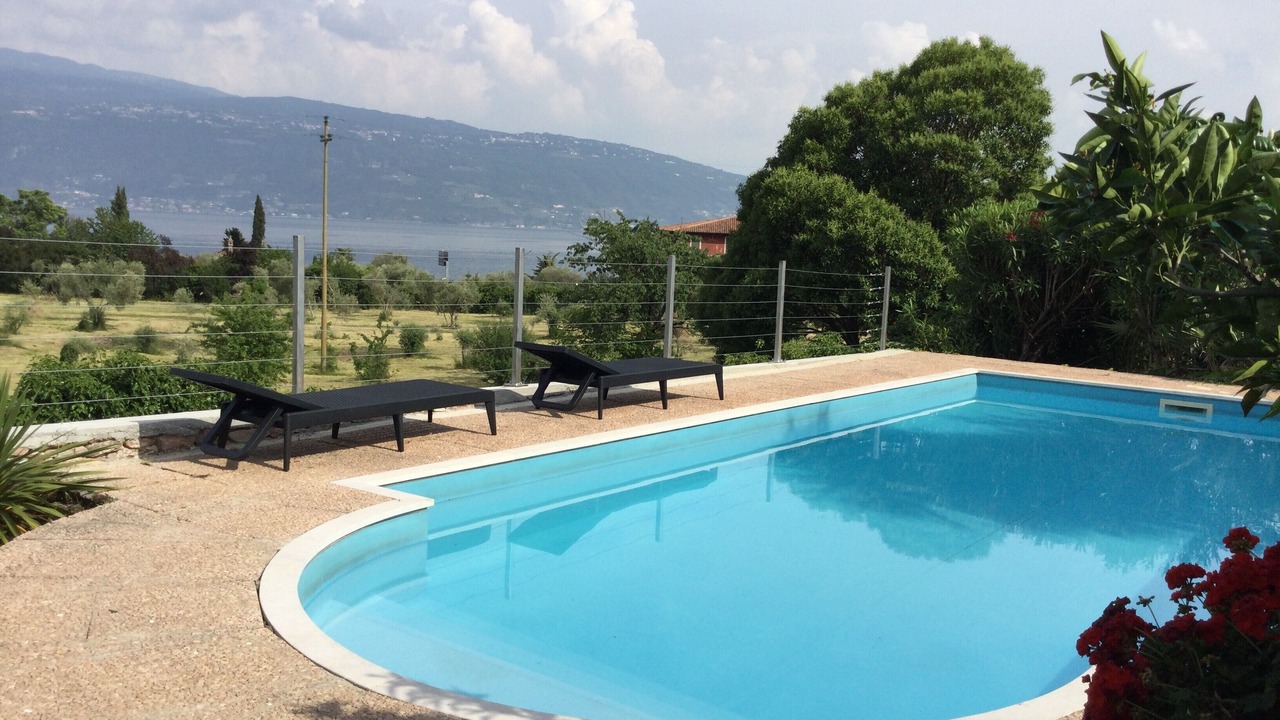 Photo of Outdoor in Roina
