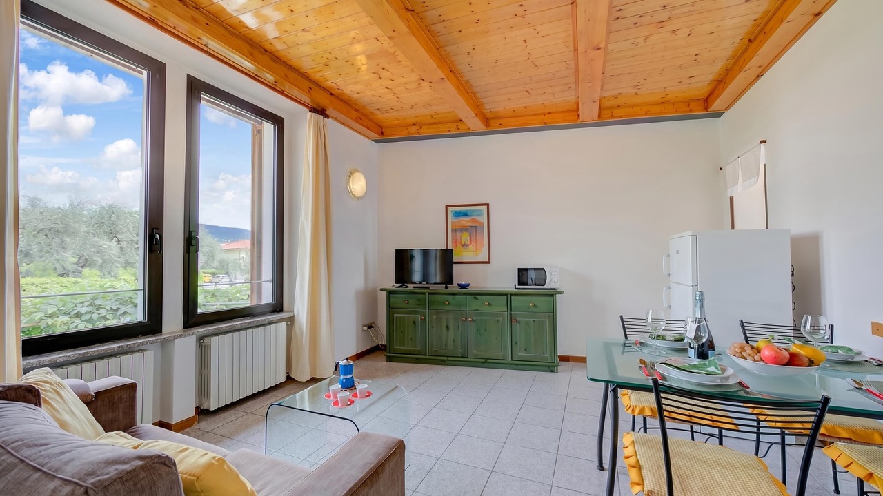 Photo of Bedroom in Toscolano Maderno