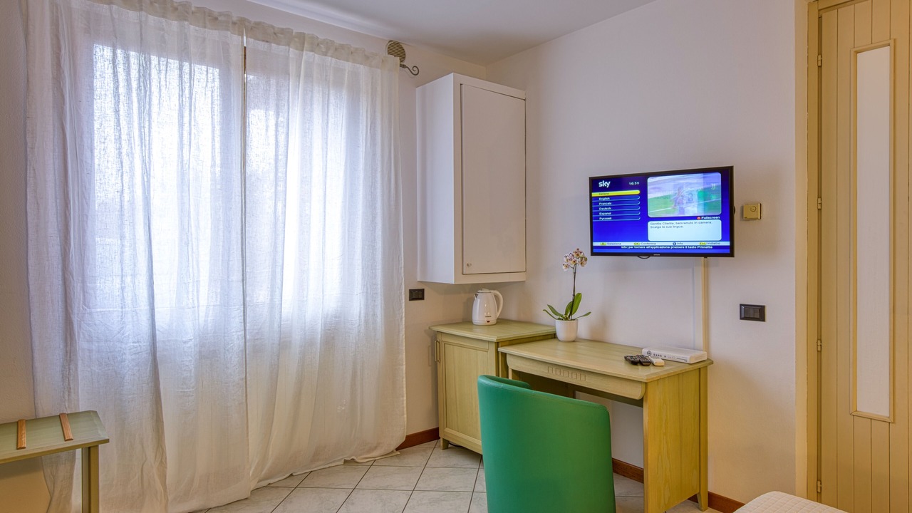Photo of Bedroom in Colà Di Lazise