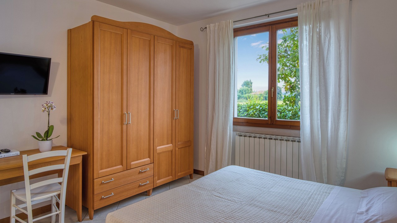 Photo of Bedroom in Colà Di Lazise