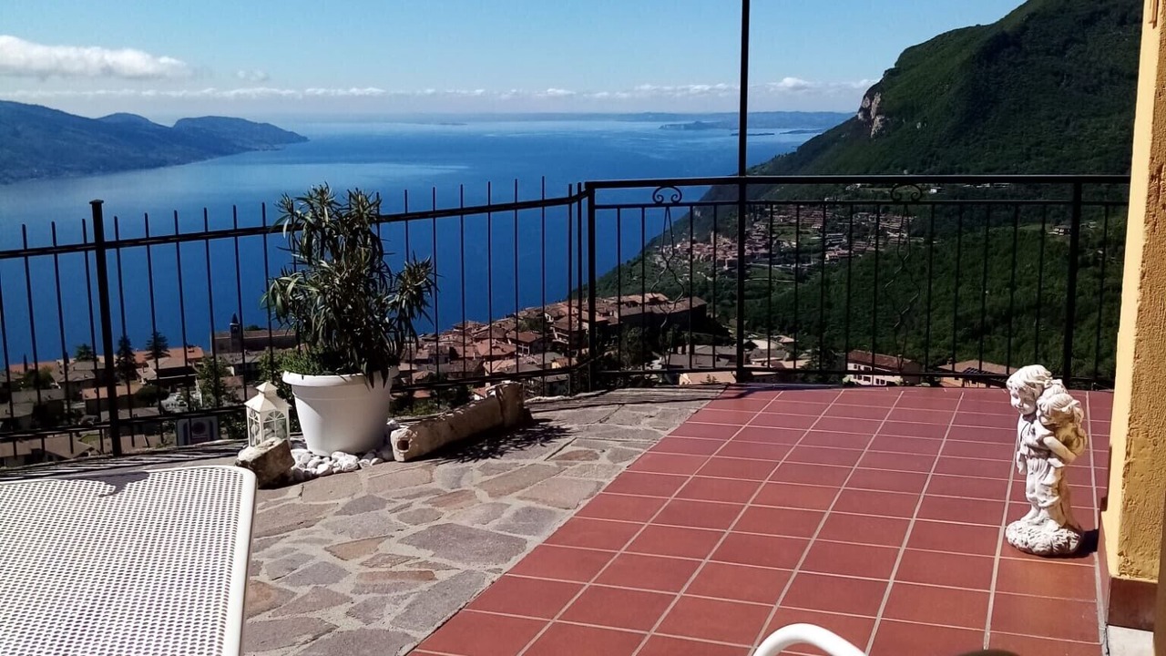 Photo of Patio Balcony in Gardola