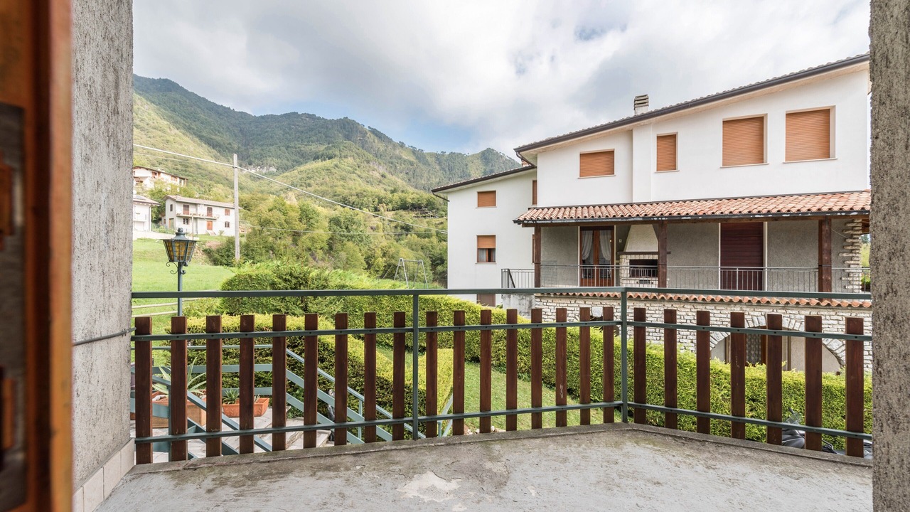 Photo of Outdoor in Aer