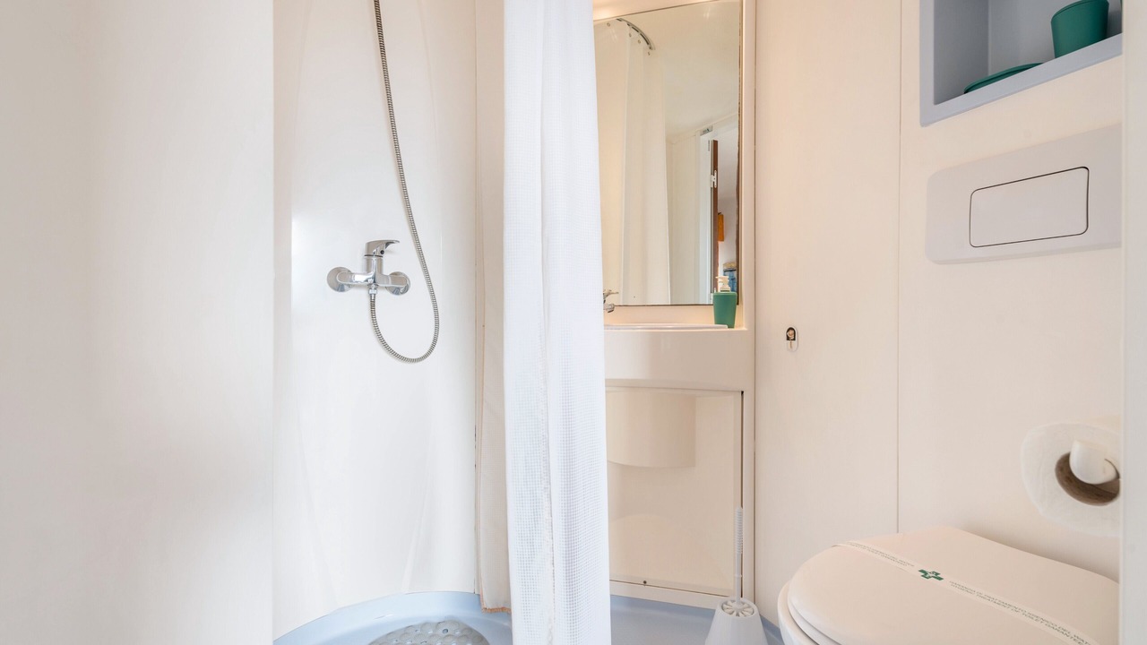 Photo of Bathroom in Aer