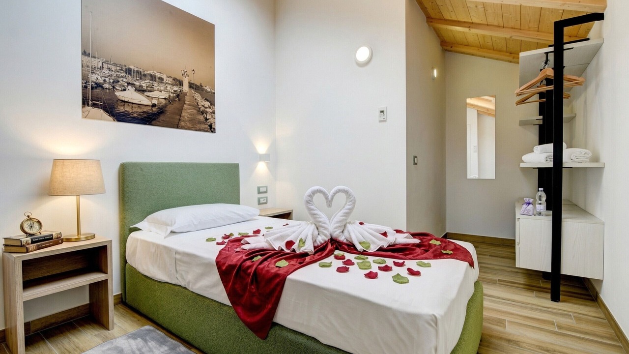 Photo of Bedroom in Desenzano del Garda City Centre