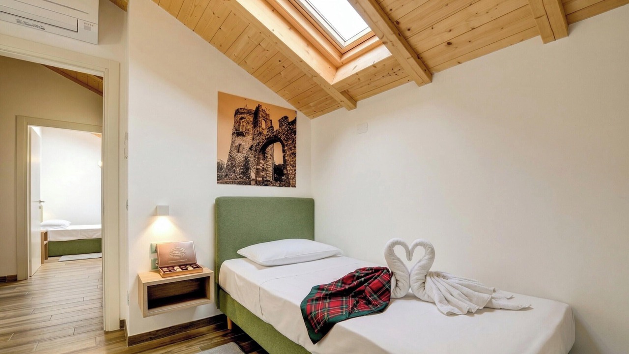 Photo of Bedroom in Desenzano del Garda City Centre